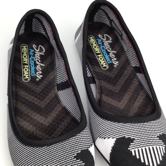 Skechers Cleo Wham Flats in Black/White US 6.5. - Picture 3 of 9